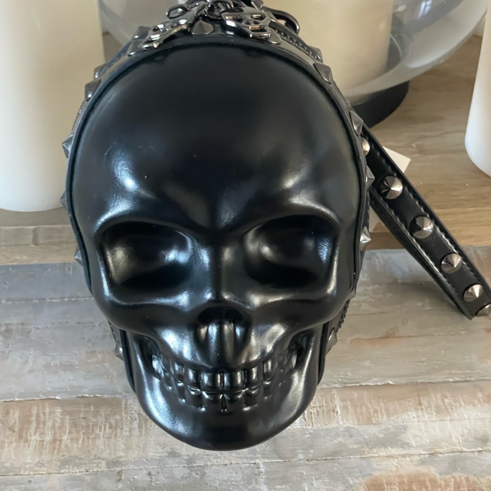 Black Skull Studded Bag